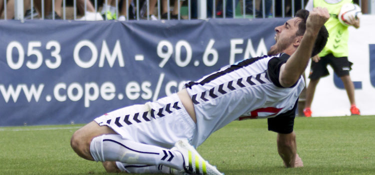 Arturo Navarro regresa al CD Castellón