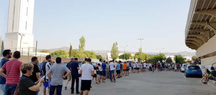 Uno de los más de 11.500 Centuriones estará presente en la charla del míster del partido ante el Teruel