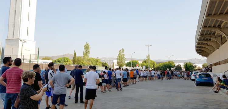 Uno de los más de 11.500 Centuriones estará presente en la charla del míster del partido ante el Teruel