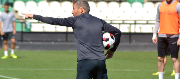 Óscar Cano entrenador