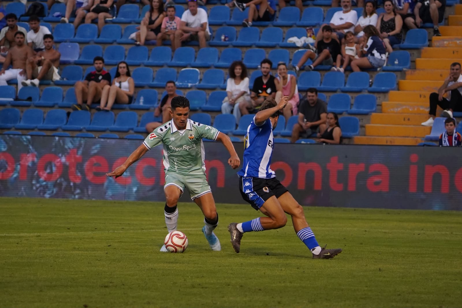 El CD Castellón se lleva el Trofeo Ciudad de Alicante en penaltis (0-0)